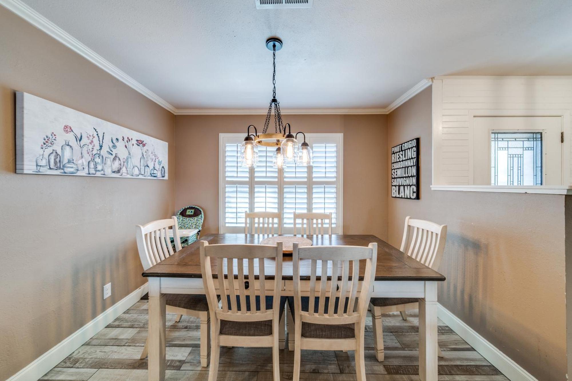 Charming Pet Friendly 4 Bdrm Home Mins To Main St And Wineries 弗雷德里克斯堡 外观 照片
