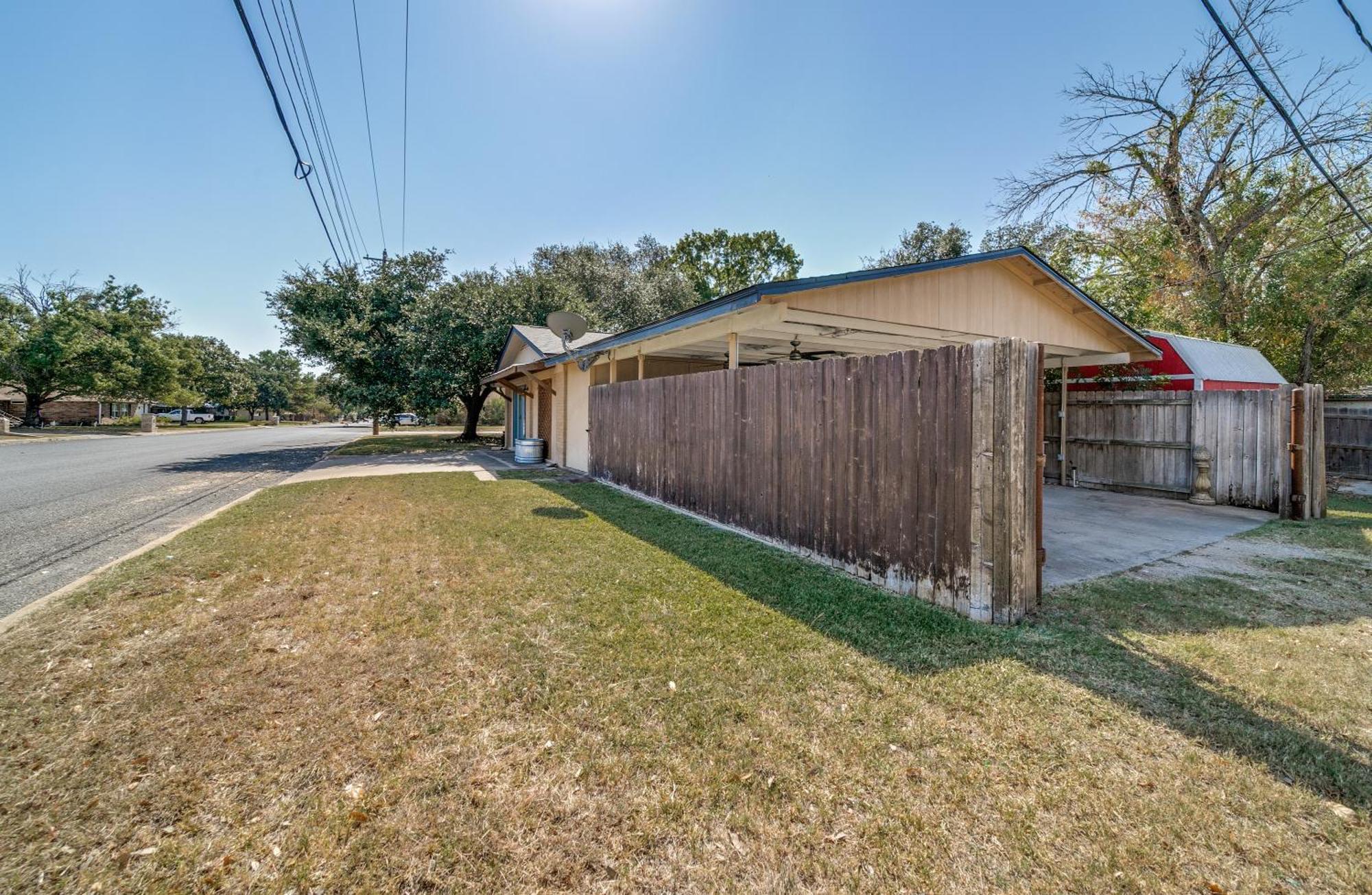 Charming Pet Friendly 4 Bdrm Home Mins To Main St And Wineries 弗雷德里克斯堡 外观 照片